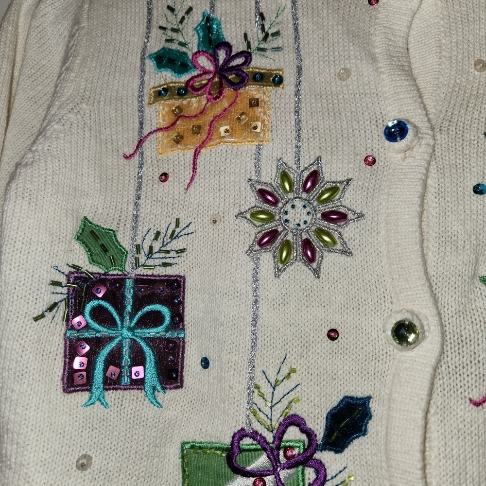 Vintage Tiara International Beaded Holiday Christmas Cardigan Sweater Size S - Picture 5 of 16